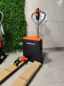 Elektromos emelőkocsik 2026  Noblelift PWB-150 (1)