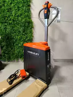 Elektromos emelőkocsik 2026  Noblelift PWB-150 (2)