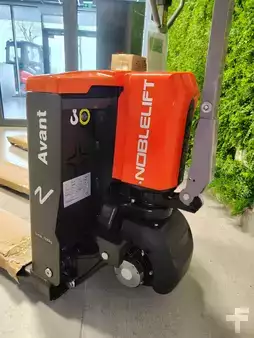 Elektromos emelőkocsik 2026  Noblelift PWB-150 (4)