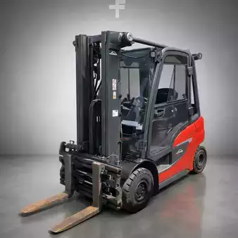 Empilhador diesel 2020  Linde H20/600D (1)