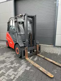 Empilhador a gás 2007  Linde H50T (4)