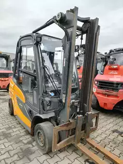 Empilhador diesel 2020  Linde H25D (2)