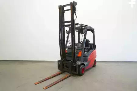 Empilhador a gás 2018  Linde H20CNG (1)