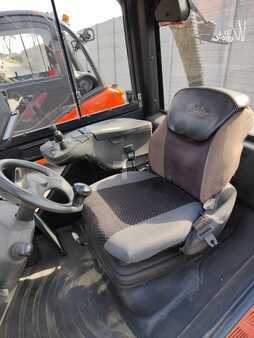 Diesel heftrucks 2013  Linde H25D EVO (10)