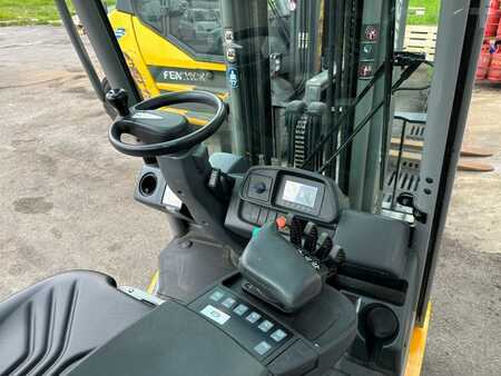 LPG Forklifts 2015  Jungheinrich TFG316s (6)