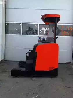 Reach Trucks 2017  Toyota RRE140H Akku 2023 (1)
