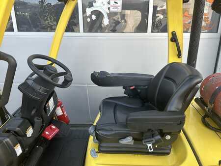 Propane Forklifts 2013  Hyster H3.0FT (4) 