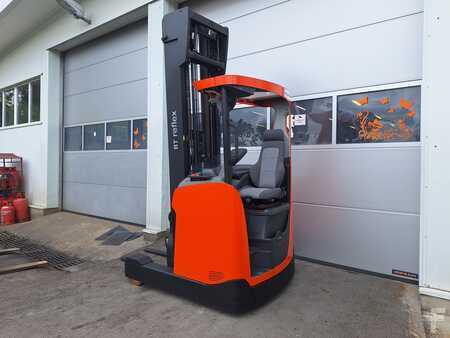 Reach Trucks 2019  Toyota RRE140HC (2)