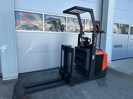 Horizontale orderpickers 2018  Toyota OSE100 (3)