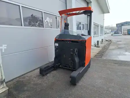 Reach Trucks 2020  Toyota RRE140H (3)