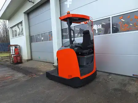 Reach Trucks 2020  Toyota RRE140H (2)