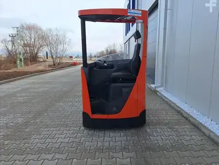 Reach Trucks 2017  Toyota RRE140 (4)