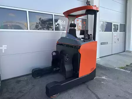 Reach Trucks 2019  Toyota RRE160H (3)