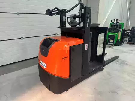 Horizontal Order Pickers 2020  Toyota OSE100 battery 2024 (2)