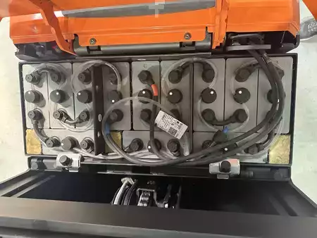 Horizontal Order Pickers 2020  Toyota OSE100 battery 2024 (8)