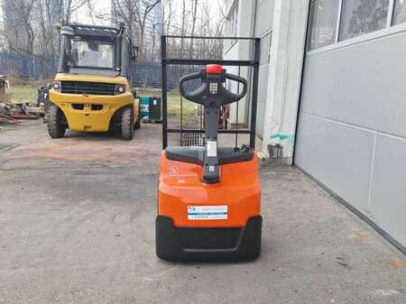 Lavansiirtovaunu 2022  Toyota LWI160 (2)