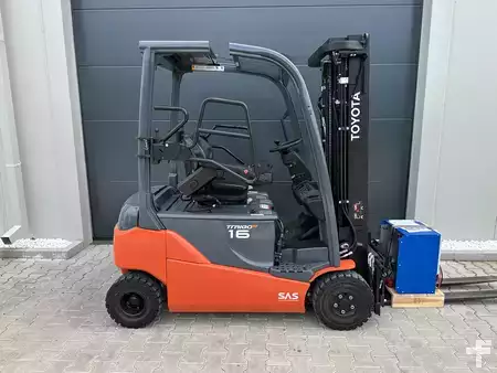Electric - 4 wheels 2020  Toyota 8FBM16T (1)