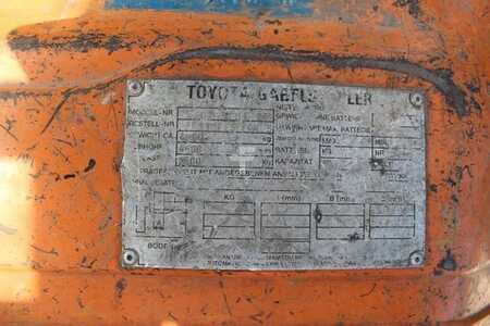 Diesel heftrucks 1992  Toyota 02-5FDF25 - Nr.: 405 (12)