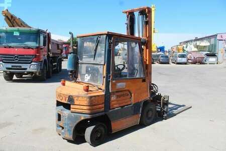 Diesel heftrucks 1992  Toyota 02-5FDF25 - Nr.: 405 (3)