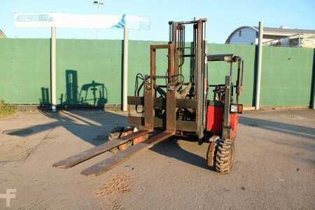 Závěsné vysokozdvižné vozíky 2011  Moffett M 4-25.3  Nr.: 034 (10)