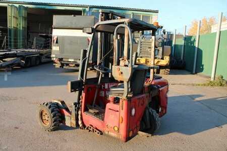 Závěsné vysokozdvižné vozíky 2011  Moffett M 4-25.3  Nr.: 034 (9)