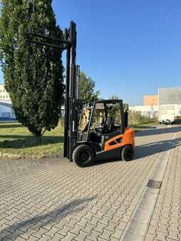 Diesel Forklifts - Doosan D30S-9 (3)