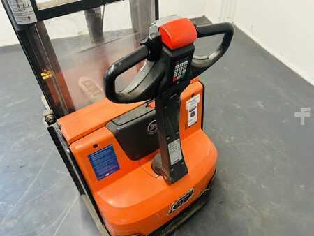 Stapelaars 2012 BT SWE200D (3)