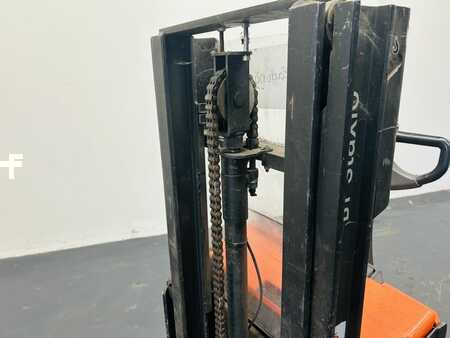 Stapelaars 2012 BT SWE200D (4)