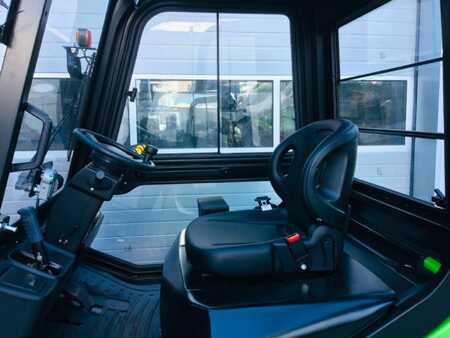 El truck - 4 hjulet 2022  UN Forklift FB30 (6)