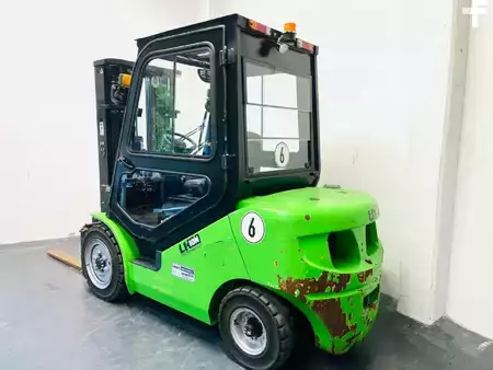 Elektro čtyřkolový VZV 2023 UN Forklift FB35 - Lithium (3)