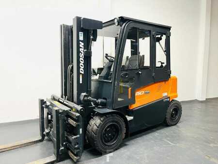 Elektro 4 Rad 2023 Doosan B50X-7 (1)