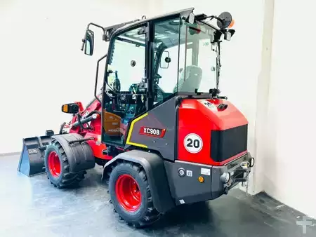 Pozostałe 2025  XCMG XC908 (2)