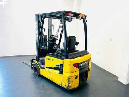 Elektrisk- 3 hjul 2014  Hyundai 18BT-9 (2)