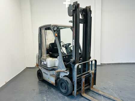 Gas truck 2005  Nissan PD01A18PQ (4)