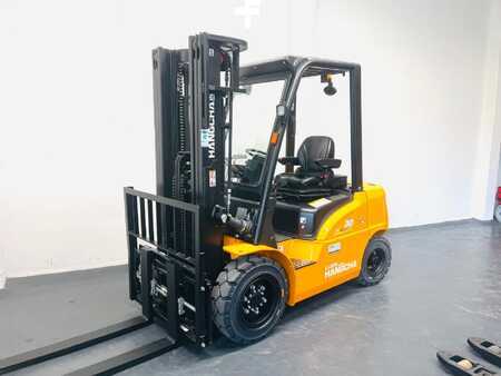 Sähkö - 4 pyör 2025  HC (Hangcha) CPD30-XE (1)