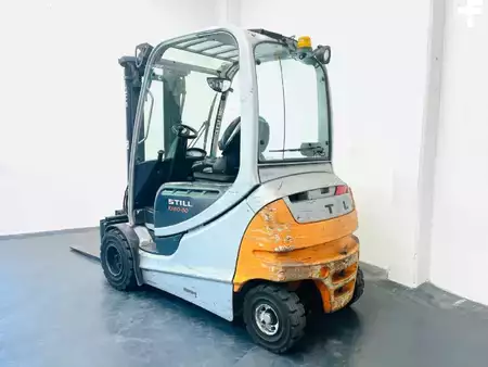 Elektro čtyřkolový VZV 2012 Still RX60-30L (3)