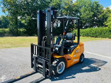 Elektro 4 Rad 2025  HC (Hangcha) CPD35-XE (1)