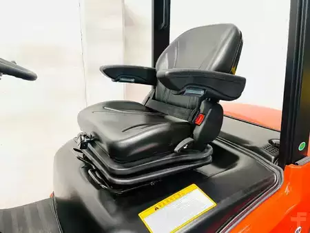 Eléctrico - 4 rodas 2026  HC (Hangcha) CPD38-XE (10)