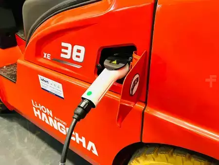 Eléctrico - 4 rodas 2026  HC (Hangcha) CPD38-XE (8)