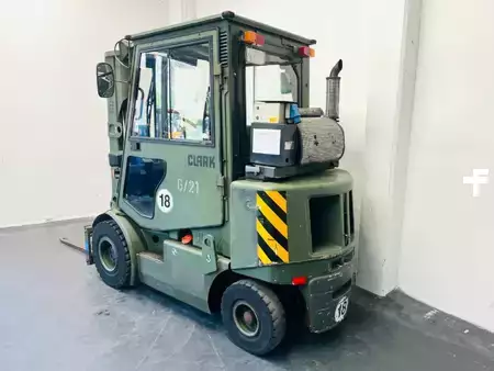 Diesel gaffeltruck 1995  Clark CPD25 (2)