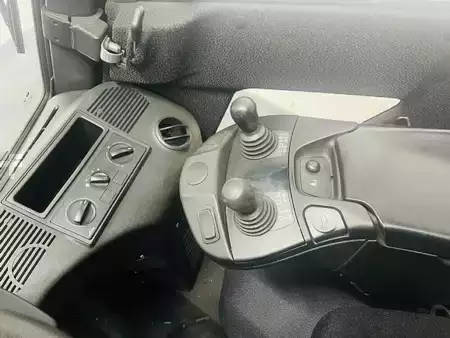 Carretilla elevadora GLP 2019  Linde H20T (8)