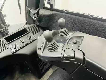 Carretilla elevadora GLP 2020  Linde H20T (8)