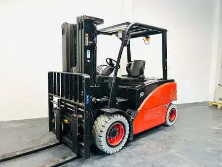 Elektro čtyřkolový VZV 2019 EP Equipment CPD50 - Lithium (1)