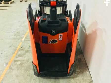 Stapelaars met staplatform 2016 BT SPE200D (3)