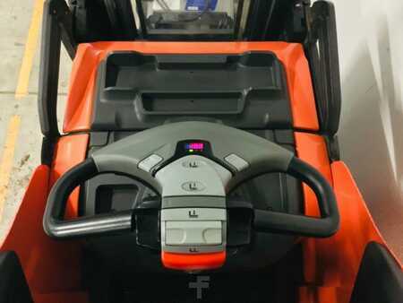 Stapelaars met staplatform 2016 BT SPE200D (4)