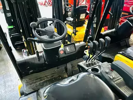 Eléctrico - 4 rodas 2016 Hyundai 25BH-9 (3)