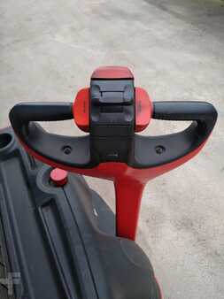 Hochhubwagen 2013 Linde L12 (4)