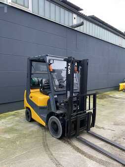 Propane Forklifts 2006  TCM FG18T19 (1)