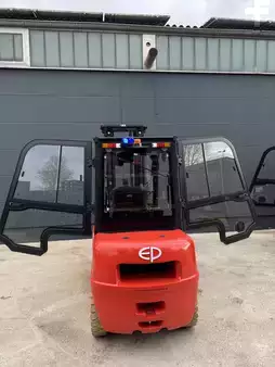 Elektro 4 Rad 2025  EP Equipment EFXZ301  Lithium Ionen (7)