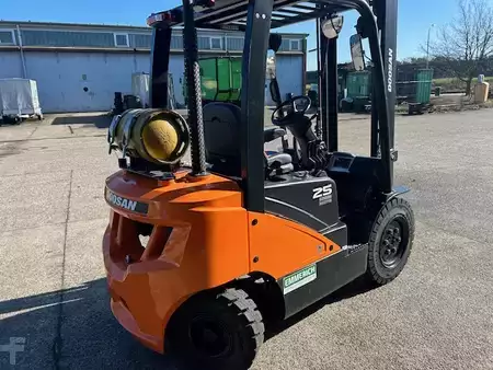 LPG VZV 2020  Doosan G25P-7 (10)